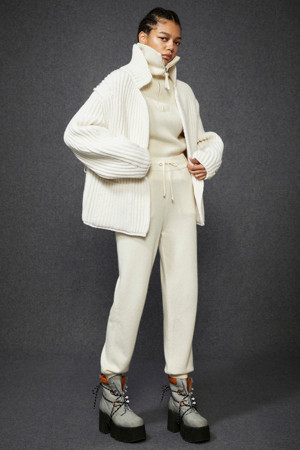 Row Volume Jacket (Ivory)