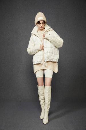 Cashmere Puffer (White)