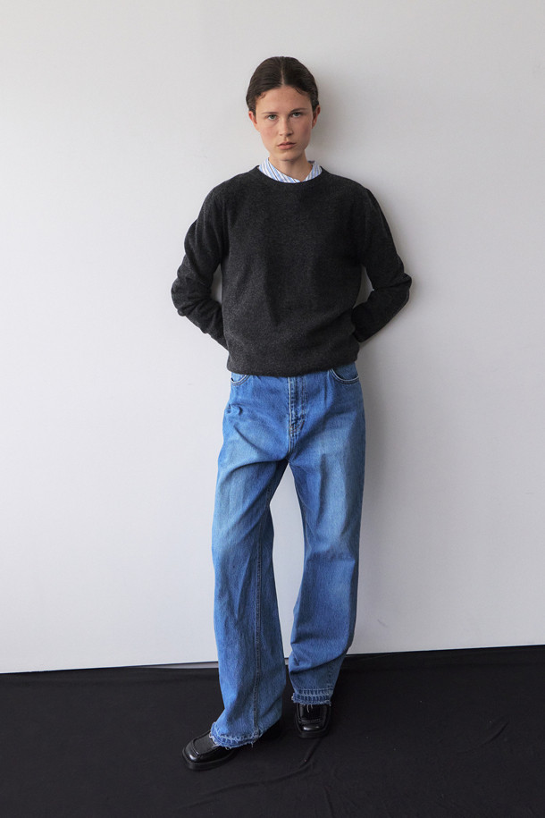 LE CASHMERE - 스웨터 - Cashmere Crew Sweater