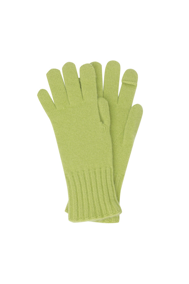 몽골산 캐시미어 100% 소재의 베이직 장갑입니다. 부드러운 촉감과 얇은 두께로 가을, 겨울철 일상에서 착용하기 좋습니다. 연그린 컬러에 무지 디자인으로 어떤 스타일에도 잘 어울리며, 팔목 위 길이와 손목 립조직으로 안정적인 착용감을 제공합니다. 검지 핑거홀이 있어 스마트폰 터치도 가능하며, 보온성을 더해줍니다. 클래식, 미니멀, 캐주얼 등 다양한 스타일에 매치하여 따뜻하고 세련된 스타일을 연출해보세요.
