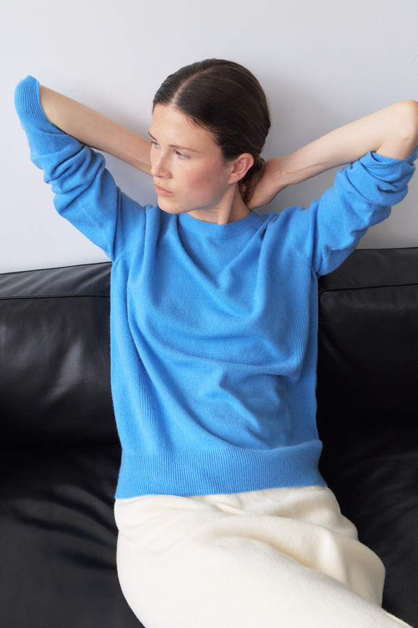 LE CASHMERE - 스웨터 - Cashmere Crew Sweater