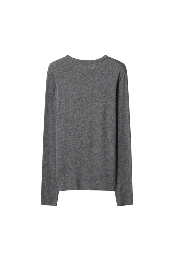 [Re-order] 베이스 레이어 라운드 (그레이)는 부드러운 촉감의 슬림핏 긴소매 베이스 레이어입니다. 라이오셀, 울, 폴리우레탄 혼방 소재로 제작되어 봄, 가을, 겨울 시즌에 보온성을 제공합니다. 라운드넥 디자인의 무지 스타일로, 일상복뿐만 아니라 출근룩, 여행룩 등 다양한 TPO에 활용 가능합니다. 미니멀, 클래식, 캐주얼 스타일을 즐기는 분들께 적합하며, 레이어드하여 더욱 폭넓게 활용할 수 있습니다.
