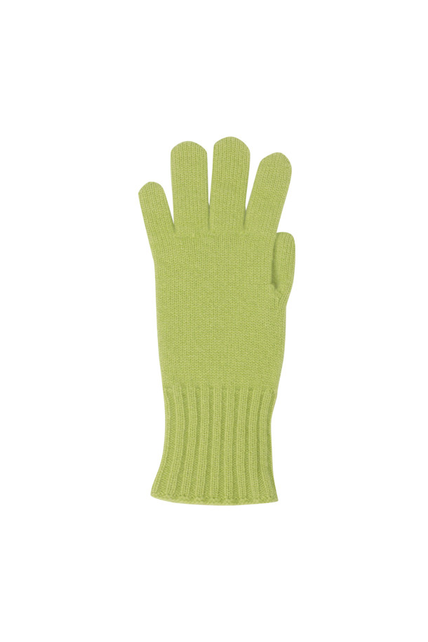 몽골산 캐시미어 100% 소재의 베이직 장갑입니다. 부드러운 촉감과 얇은 두께로 가을, 겨울철 일상에서 착용하기 좋습니다. 연그린 컬러에 무지 디자인으로 어떤 스타일에도 잘 어울리며, 팔목 위 길이와 손목 립조직으로 안정적인 착용감을 제공합니다. 검지 핑거홀이 있어 스마트폰 터치도 가능하며, 보온성을 더해줍니다. 클래식, 미니멀, 캐주얼 등 다양한 스타일에 매치하여 따뜻하고 세련된 스타일을 연출해보세요.
