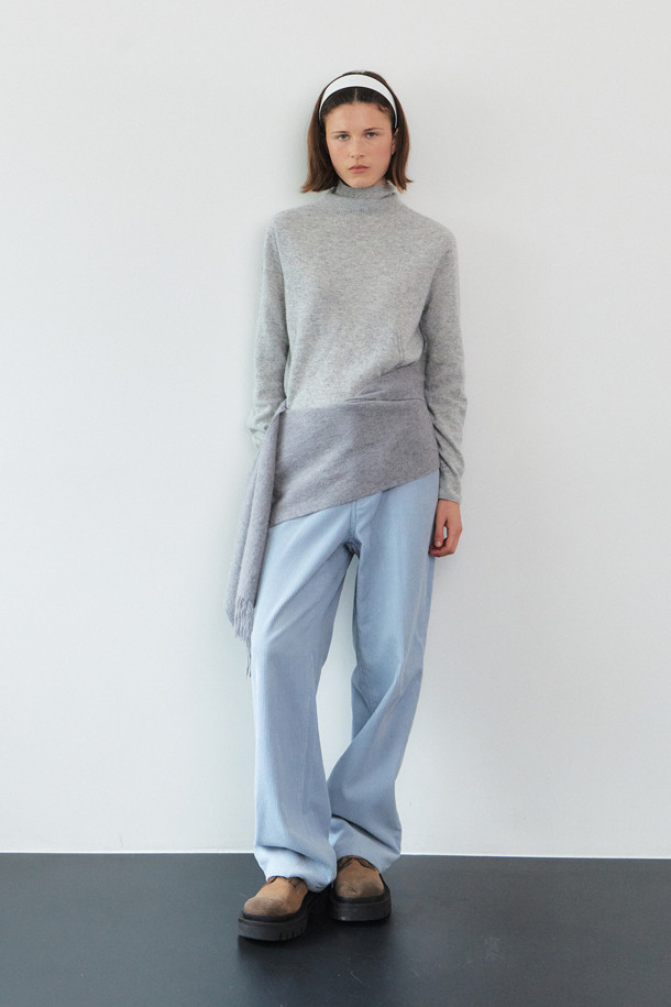 LE CASHMERE - 터틀넥 - Cashmere Turtleneck Sweater
