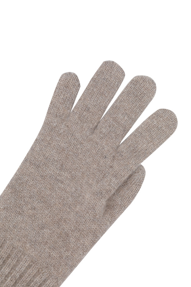 몽골산 캐시미어 100% 소재의 베이직 장갑입니다. 부드러운 촉감과 두꺼운 두께로 뛰어난 보온성을 제공하며, 가을, 겨울철 데일리 아이템으로 활용하기 좋습니다. 베이지 컬러의 무지 디자인으로 클래식하고 미니멀한 스타일을 연출합니다. 팔목 위 길이의 디자인과 립조직 손목 밴딩으로 안정적인 착용감을 선사하며, 검지 핑거홀이 있어 스마트폰 터치도 가능합니다.

