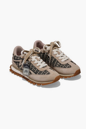 Monogram The Jogger_Beige Multi(M9002373-261)