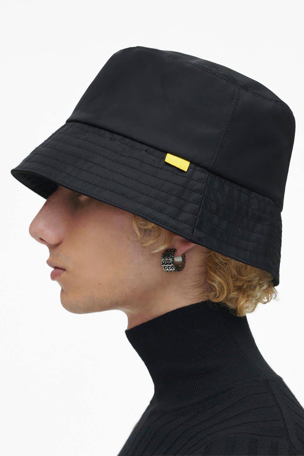 MARC JACOBS - 모자 - Nylon Satin Jacquard Bucket Hat_Black (2F3RRA005W13-001)