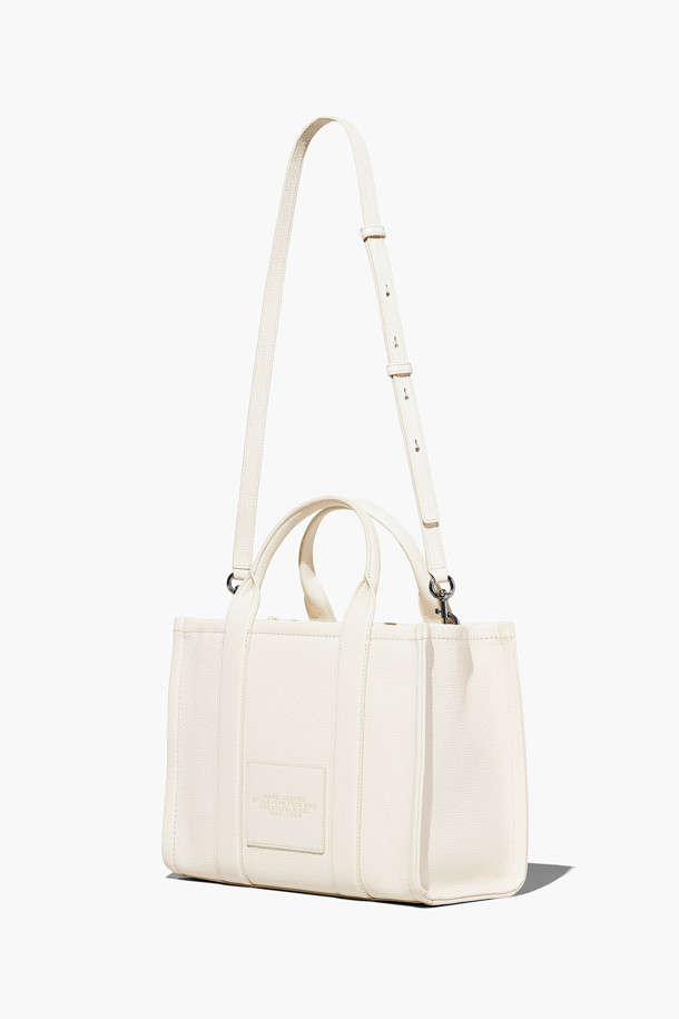 MARC JACOBS - 토트백 - Leather The Medium Tote_Cotton/Silver (H004L01PF21-140)