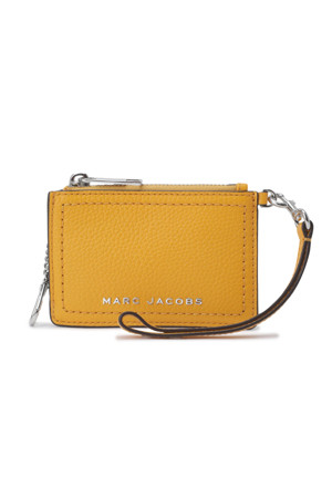 Groove Top Zip Wristlet_Artisan'S Gold (S102L01RE22-711)