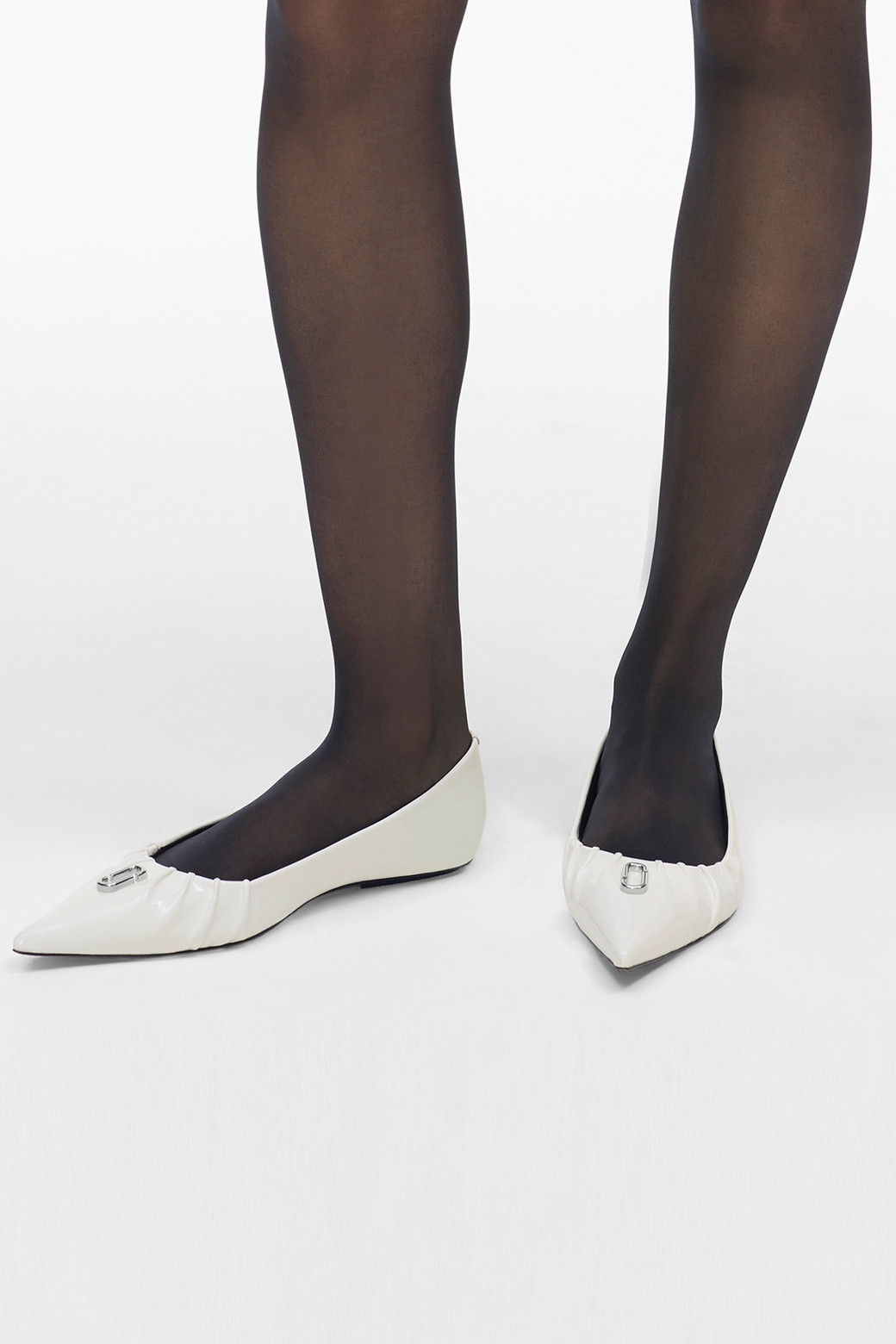 MARC JACOBS - 플랫 - Patent Leather J Marc The Pointy Toe Ballerina_White (2F4FFL001F08-100)