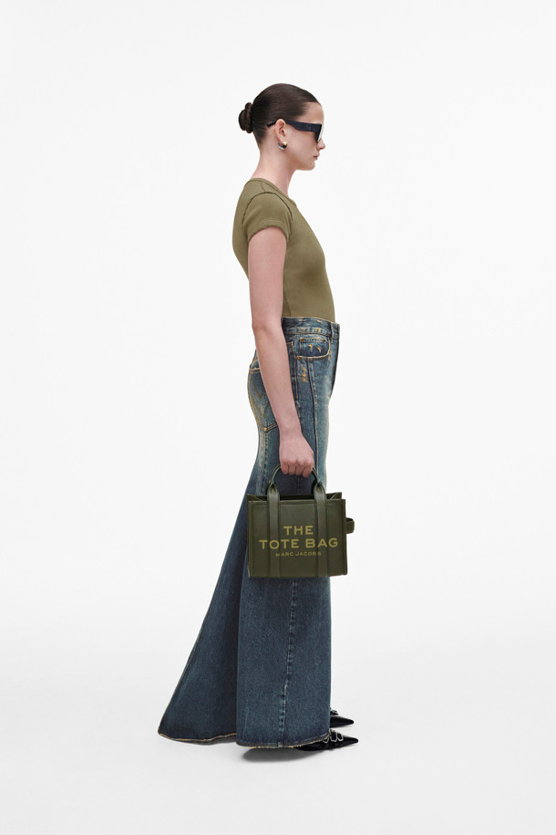 MARC JACOBS - 토트백 - Leather The Small Tote_Forest (H009L01SP21-305)