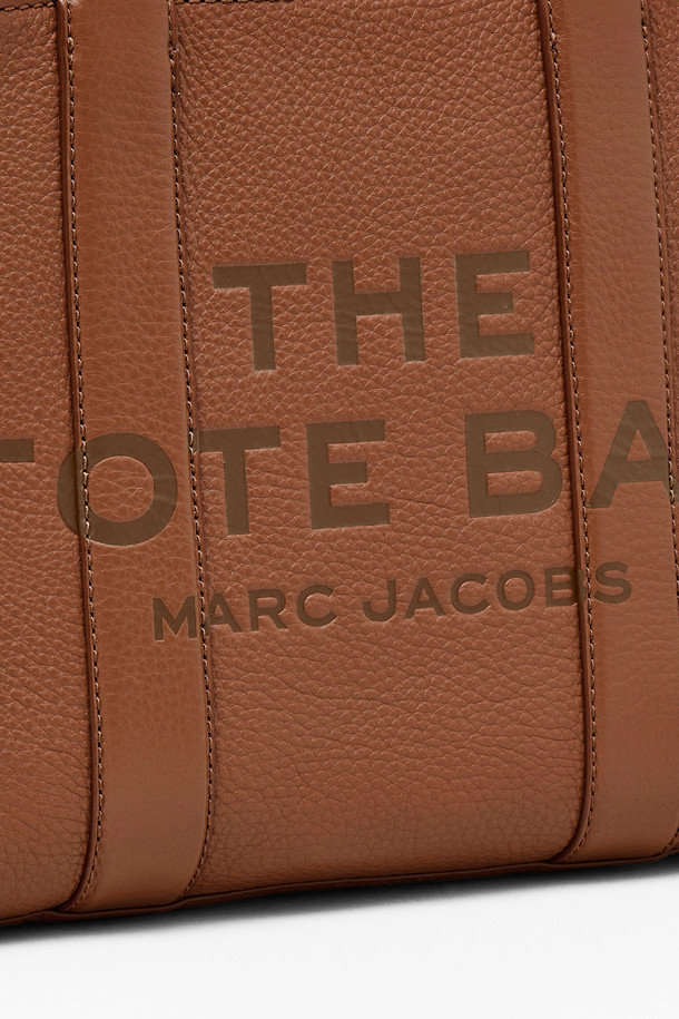 MARC JACOBS - 토트백 - Leather The Medium Tote_Argan Oil (H004L01PF21-212)