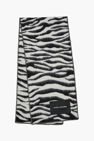 Zebra Brushed Scarf_ Black/White (2F4RRA008W07-005)