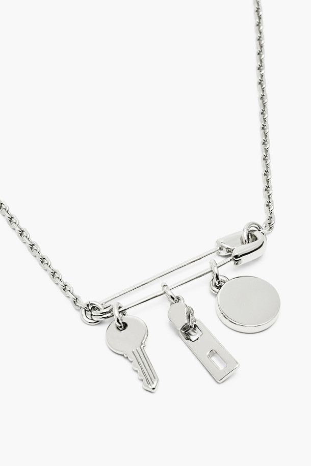 MARC JACOBS - 목걸이 - Button Enamel Button Charm Necklace_SILVER/BLACK (2R4JNC001J36-047)