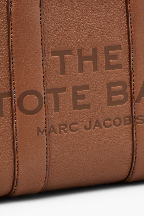 MARC JACOBS - 토트백 - Leather The Small Tote_ARGAN OIL (H009L01SP21-212)