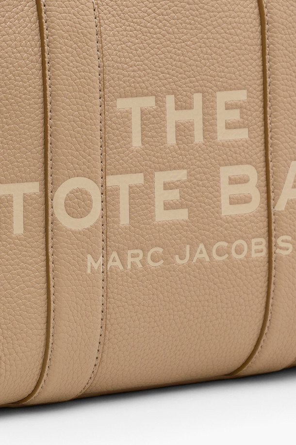 MARC JACOBS - 토트백 - Leather The Small Tote_CAMEL (H009L01SP21-230)