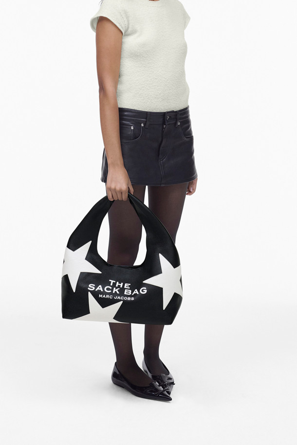 MARC JACOBS - 숄더백 - Star Patchwork The Sack_BLACK/WHITE (2R4HSH029H02-005)