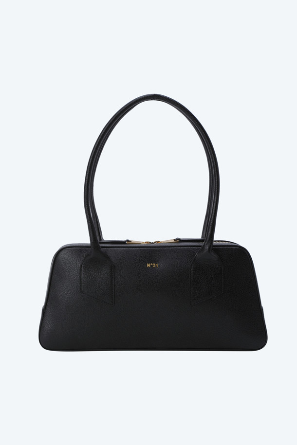 말리부 레더 미디백은 소가죽 소재의 블랙 컬러 여성 토트백입니다. 미디엄 사이즈의 스퀘어 형태 가방으로, 클래식, 미니멀, 시크한 스타일을 연출합니다. 오피스룩, 출근룩, 모임룩 등 다양한 TPO에 잘 어울립니다. N21 Pre Collection 제품으로, 심플하고 세련된 디자인이 특징입니다.
