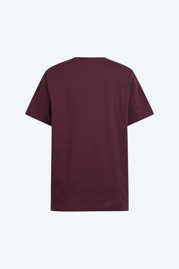 버건디 컬러의 로고 하프슬리브 티셔츠입니다. 면 소재로 제작되어 봄, 여름 시즌에 시원하게 착용 가능합니다. 미니멀한 스타일에 크롭 기장으로 트렌디함을 더했으며, 라운드넥 디자인으로 깔끔한 핏을 선사합니다. 데이트룩, 카페룩 등 다양한 TPO에 활용하기 좋고, 캐주얼, 클래식 스타일을 모두 소화할 수 있습니다. N21 브랜드 로고 프린팅으로 포인트를 더했습니다.
