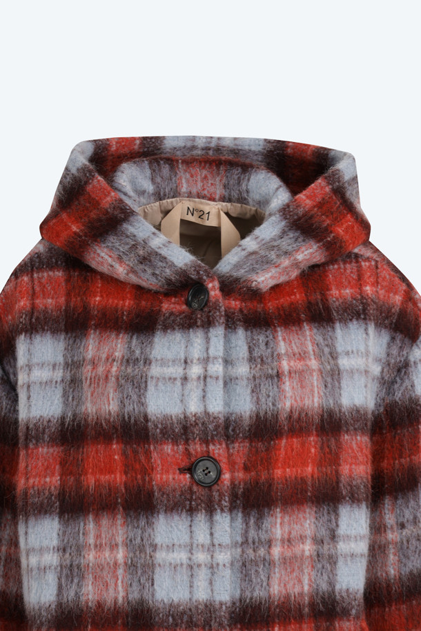 따뜻함과 스타일을 동시에 잡는 체크 우븐 코트입니다. 울 소재로 제작되어 두꺼운 두께감과 뛰어난 보온성을 자랑하며, 넉넉한 롱 기장과 레귤러핏으로 편안한 착용감을 선사합니다. 후드 디자인과 톤온톤 체크 패턴이 캐주얼한 무드를 더하며, 버튼 여밈 방식으로 간편하게 스타일링할 수 있습니다. 겨울 데일리룩, 산책룩, 여행룩 등 다양한 TPO에 활용 가능하며, 캐주얼, 클래식, 미니멀 스타일을 즐기는 분들께 추천합니다. 레드, 민트, 오렌지, 그레이 네 가지 다채로운 컬러 옵션으로 만나보세요.
