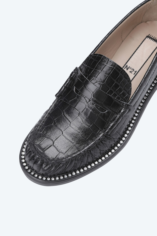 N21 - 플랫/로퍼 - 엠보싱 레더 더비 로퍼