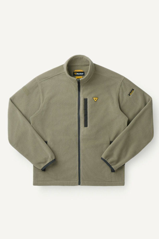 워크 3IN1 트랜스폼 재킷은 일상과 아웃도어 활동에 모두 적합한 공용 아우터입니다. 블랙 컬러의 레귤러핏 재킷으로 스포티하고 캐주얼한 스타일을 연출할 수 있으며, 봄, 가을, 겨울 세 계절 모두 착용 가능합니다. 탈부착 가능한 내피, 방수, 방풍 기능을 갖춰 변덕스러운 날씨에도 끄떡없으며, 보온성까지 뛰어나 실용적입니다. 2L 원단을 사용하여 내구성을 높였으며, 총 10개의 포켓 시스템으로 수납력 또한 훌륭합니다. 등산룩, 캠핑룩, 겨울 데일리룩으로 활용하기 좋으며, 부드러운 촉감과 두꺼운 두께로 편안한 착용감을 선사합니다.
