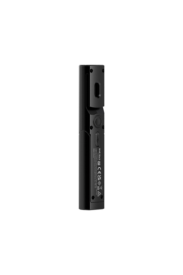 LEDLENSER(레드렌서) W4R Work는 캠핑 및 작업 시 유용한 블랙 색상의 작업용 라이트입니다. IP54 등급의 방수/방진 기능을 갖춰 야외에서도 안심하고 사용할 수 있으며, 760mAh 배터리로 최대 9시간 사용 가능합니다. 와이드, 로우파워, 스팟 라이트의 3가지 조명 모드를 제공하며, 180도 회전 및 마그네틱 부착 기능으로 편리성을 높였습니다. 본체와 충전 케이블로 구성되어 있으며, 120분 충전으로 간편하게 사용할 수 있습니다.

