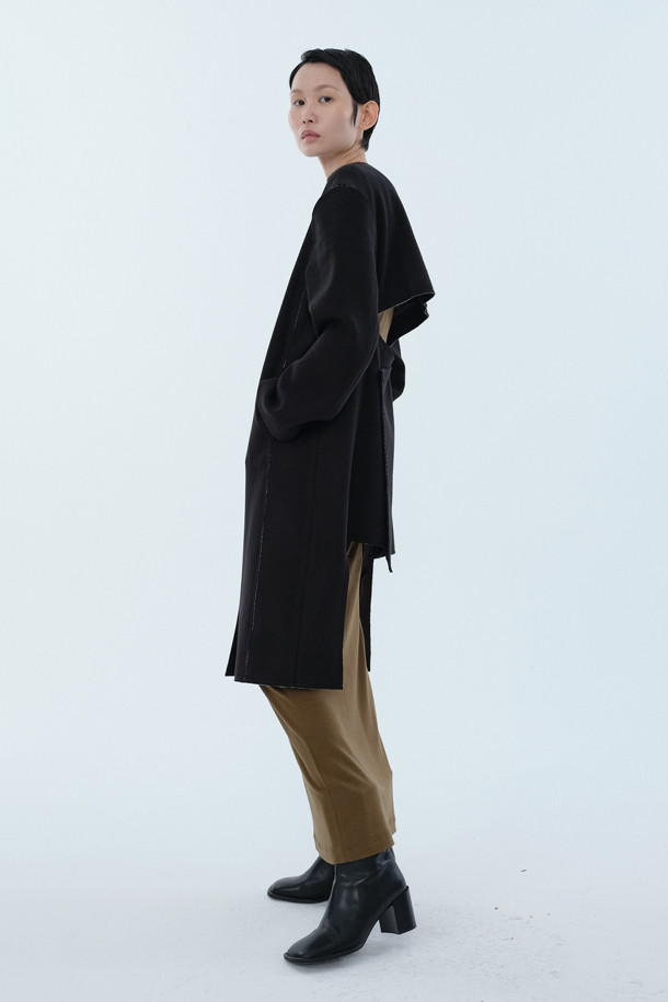 RE;CODE - 코트 - [RE;CODE 여성] Unbalanced Slit Shoulder Coat