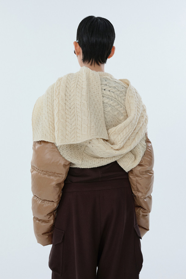 RE;CODE - 스웨터 - [RE;CODE 여성] Padded Sleeves Shawl