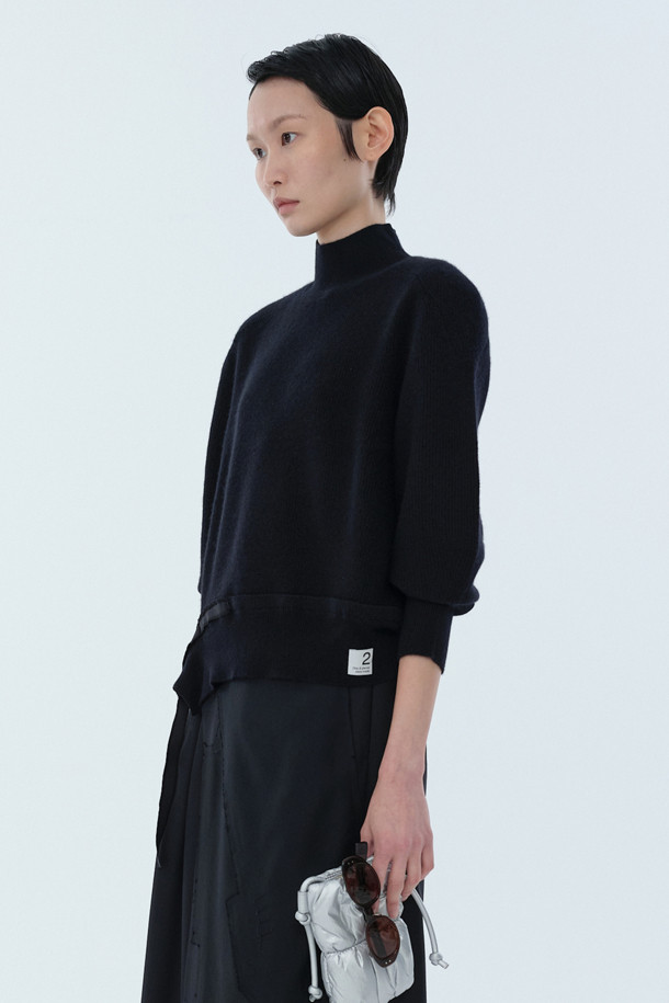 RE;CODE - 스웨터 - [RE;CODE 여성] Slit Woven Patch Knit Top