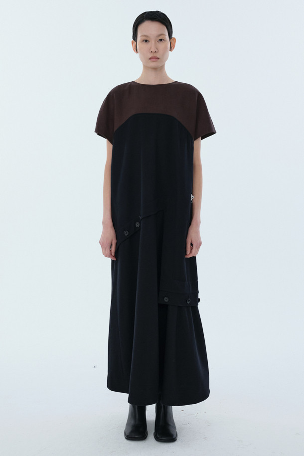 RE;CODE - 민소매 원피스 - [RE;CODE 여성] Draped Pants Detail Button Dress