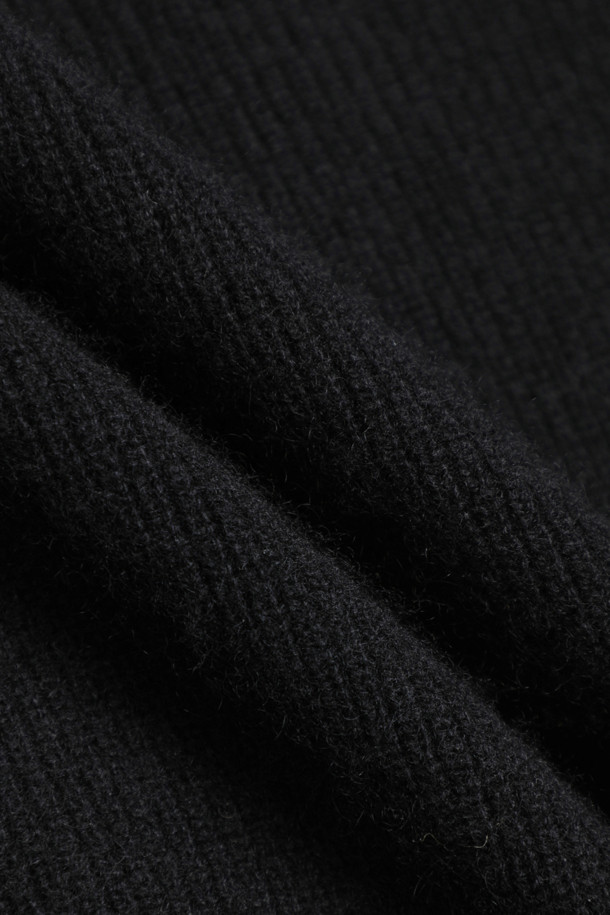 RE;CODE - 스웨터 - [RE;CODE 여성] Slit Woven Patch Knit Top