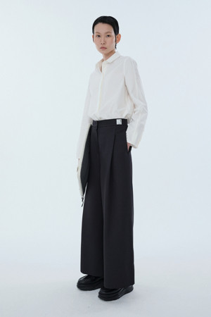 [RE;CODE 여성] Basic Slim Shirt