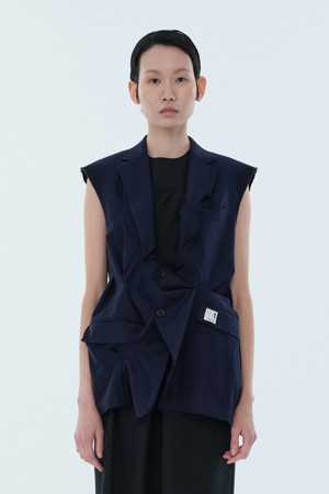 [RE;CODE 여성] Crushed Asymmetirc Slim Vest