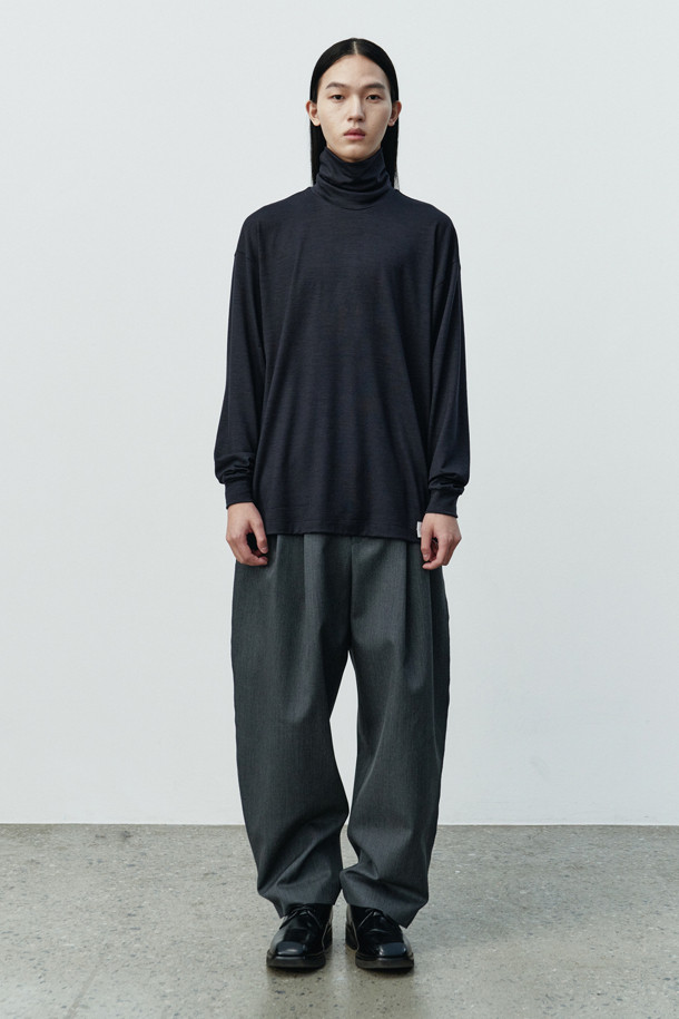 RE;CODE][RE;CODE 남성] Curved Two Tuck Pants