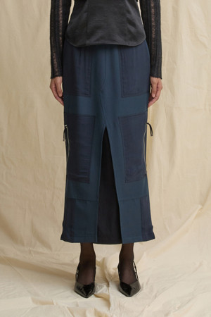 [RE;CODE 여성] Exposed Seam Mermaid Skirt