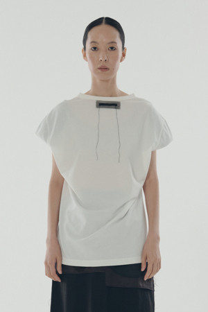 [RE;CODE 여성] Adjusted Backward T-shirts