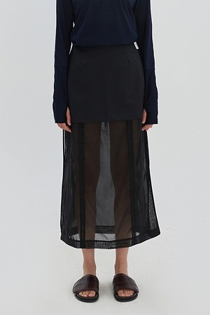 [RE;CODE 여성] Side Slit Lining Patch Skirt