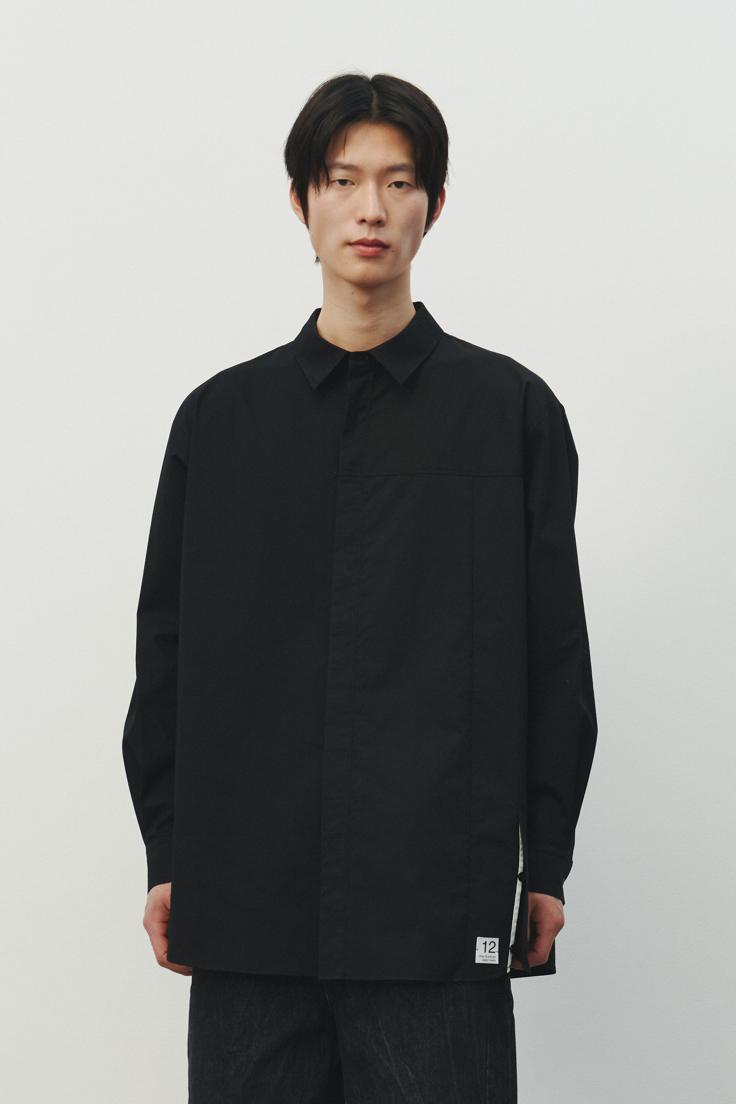 ✰over print✰【新品同様】✰patch shirts black RE;CODE] [RE;CODE 남성] Panel Patchwork Overfit Shirt