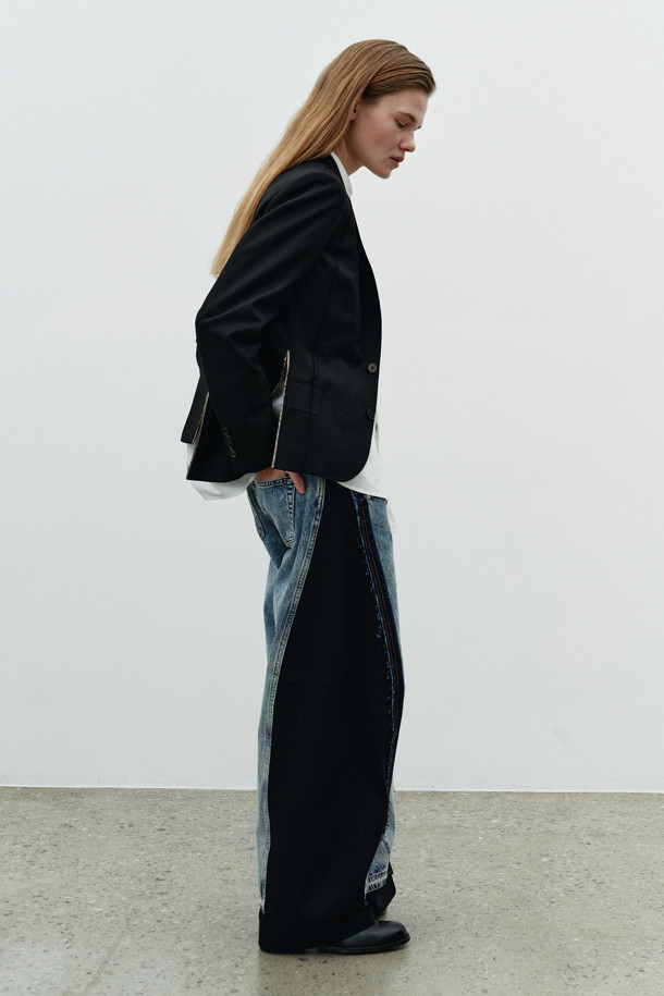 상품 슬라이드 이미지 0