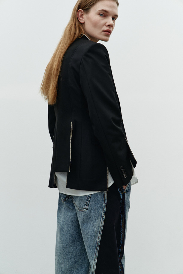 상품 슬라이드 이미지 0