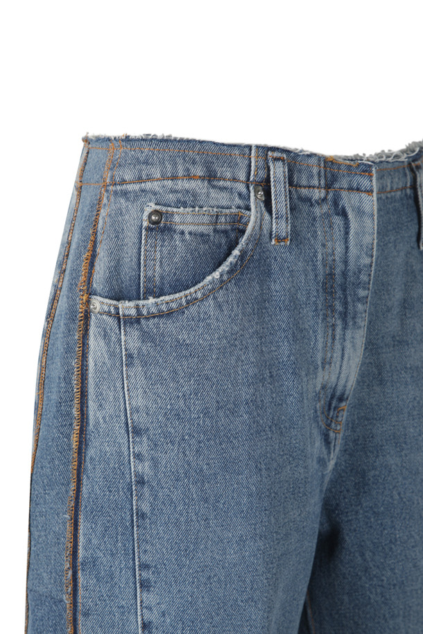 상품 슬라이드 이미지 0