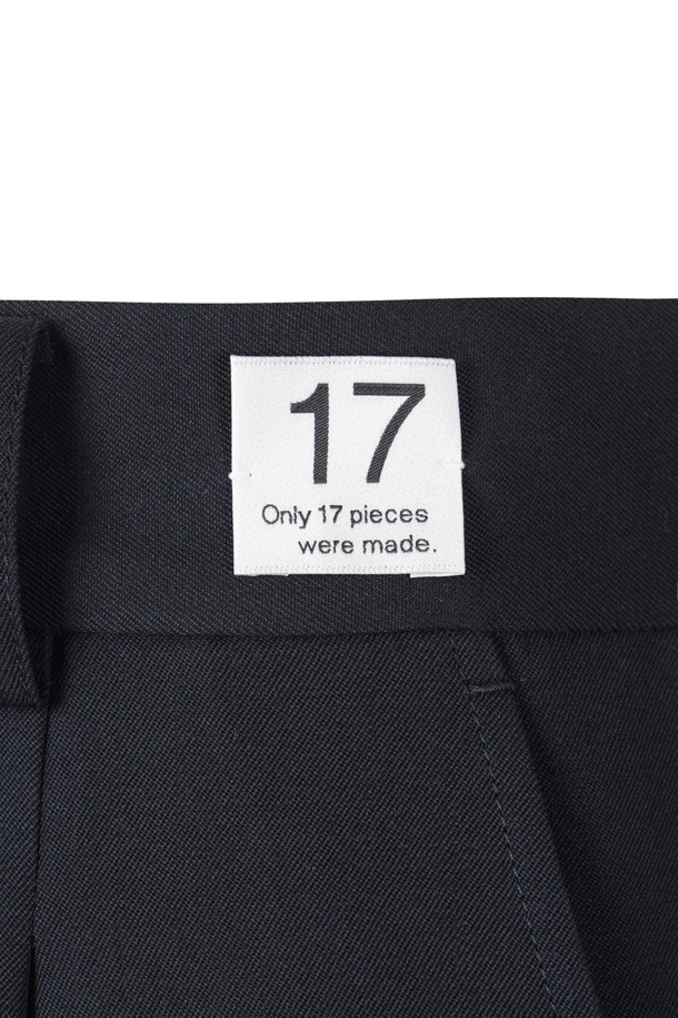 상품 슬라이드 이미지 1