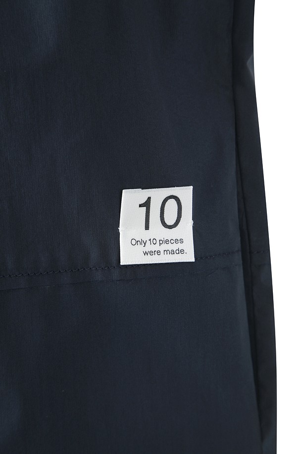 상품 슬라이드 이미지 1