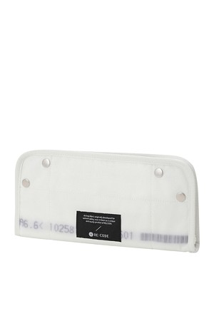 [RE;CODE] Airbag Travel Tray (L)_IVORY-a