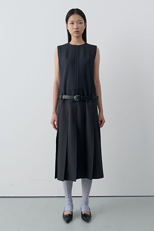 [RE;CODE 여성] Jacket Backward Pleats Dress_NAVY-a