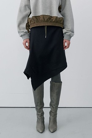 [RE;CODE 여성] Asymmetric Wrap Skirt_BLACK-a