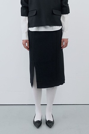 [RE;CODE 여성] J-Stitch Slit H-line Skirt_BLACK-a