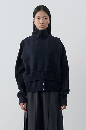 [RE;CODE 여성] Layered-Hem Mock Neck Sweater_NAVY-a