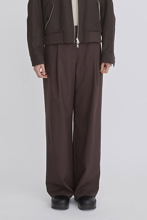 [RE;CODE 여성] Relaxed Tuck Pants_BROWN-a